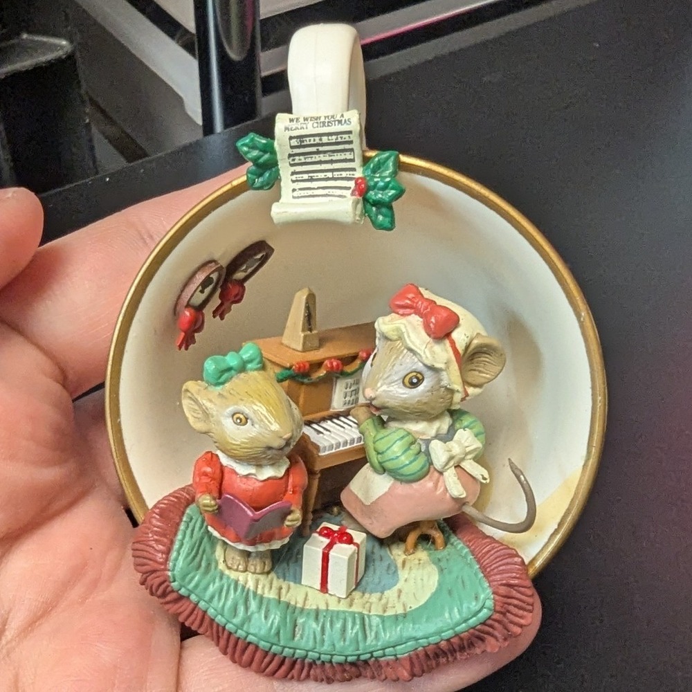 Enesco Christmas Ornament Teacup Mice Playing Piano 1991 Vintage